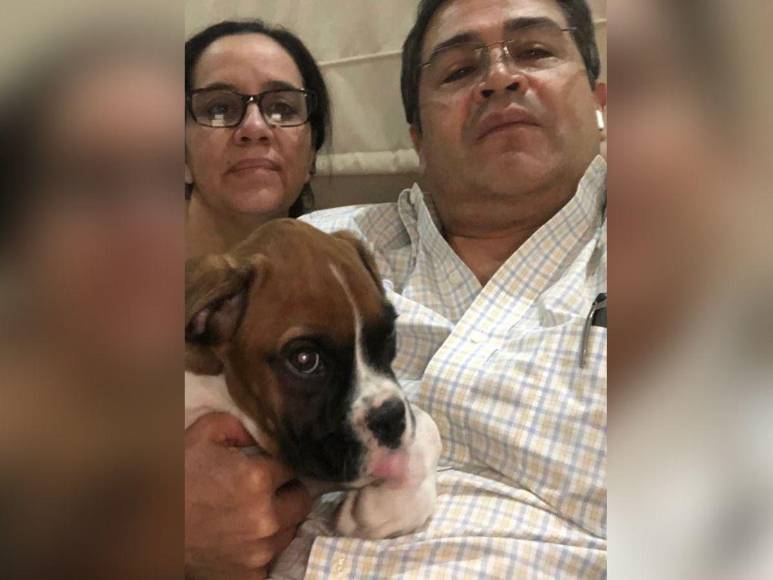 “Te amé desde ese primer día”: Ana García recuerda su 33 aniversario de matrimonio con Juan Orlando Hernández