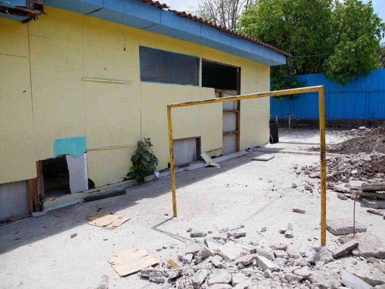 En deplorables condiciones está la escuela que reparará Shin Fujiyama