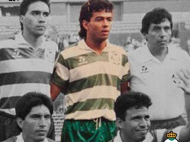 Carlo Costly y David Suazo: Las máximas figuras de Honduras en Eliminatorias