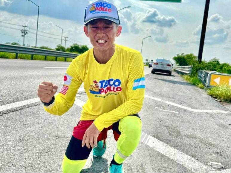 Influencer mexicano critica a Shin Fujiyama y Carlos Eduardo Espina lo defiende