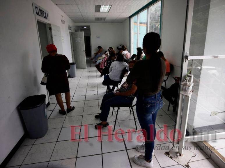 Nuevas variantes y triajes abarrotados, Honduras afectada por nueva ola de covid