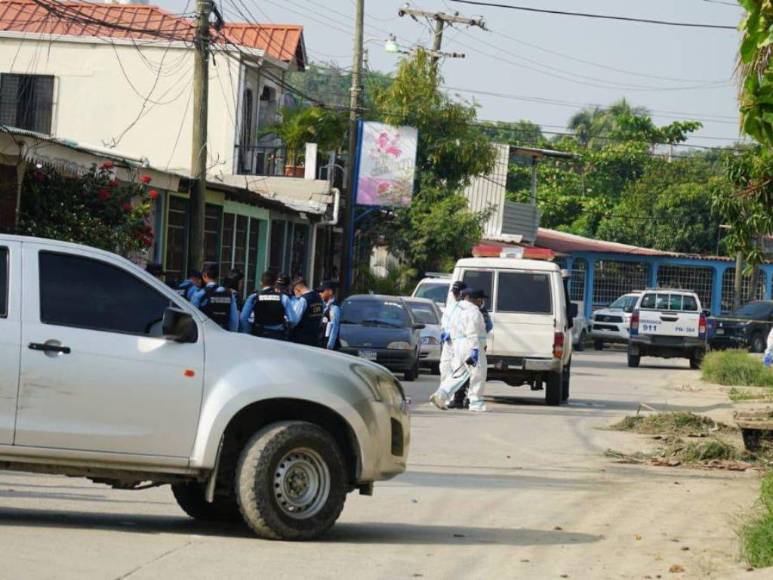 Cuatro hombres y una mujer fueron asesinados mientras departían frente a una vivienda: lo que se sabe de la masacre en San Pedro Sula