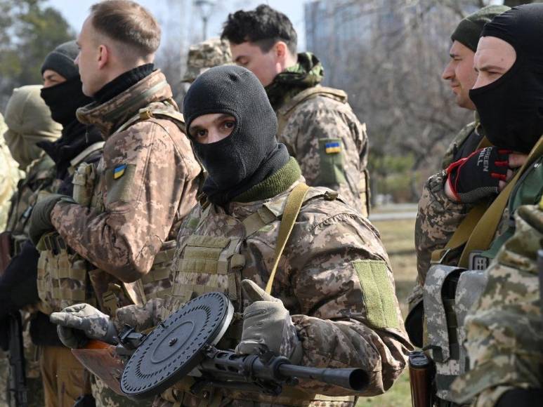 Así se prepara Kiev para defenderse de los ataques rusos