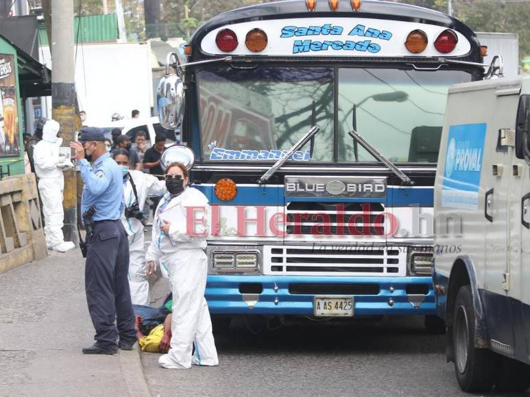 Desgarradoras imágenes que dejó la muerte de un joven tras pleito por un espejo retrovisor