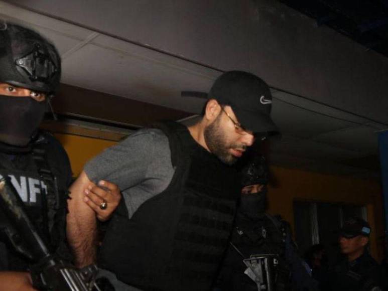 Bajo resguardo policial: así fue la primera audiencia de Gilbert Reyes en Honduras