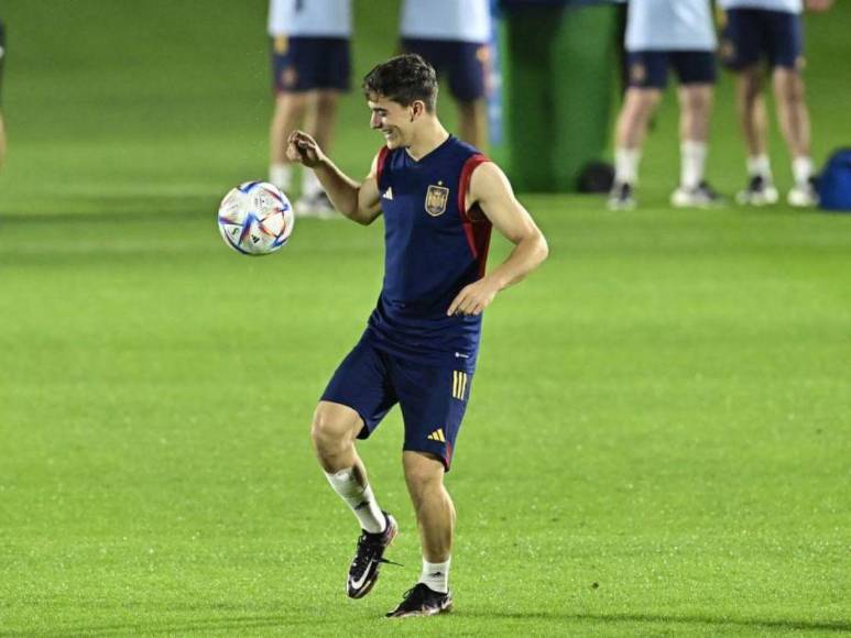 ¿La Casa Real aprueba la relación entre la Princesa Leonor y Gavi ?