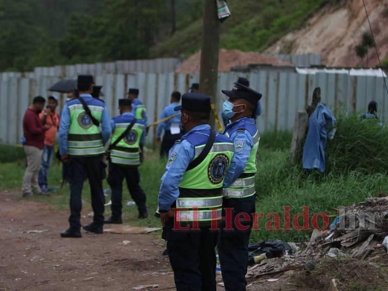 Encostalados, nota de amenaza y ubicación de sospechosos mediante cámaras del 911: Lo que se sabe del hallazgo de tres cuerpos en salida a oriente (Fotos)