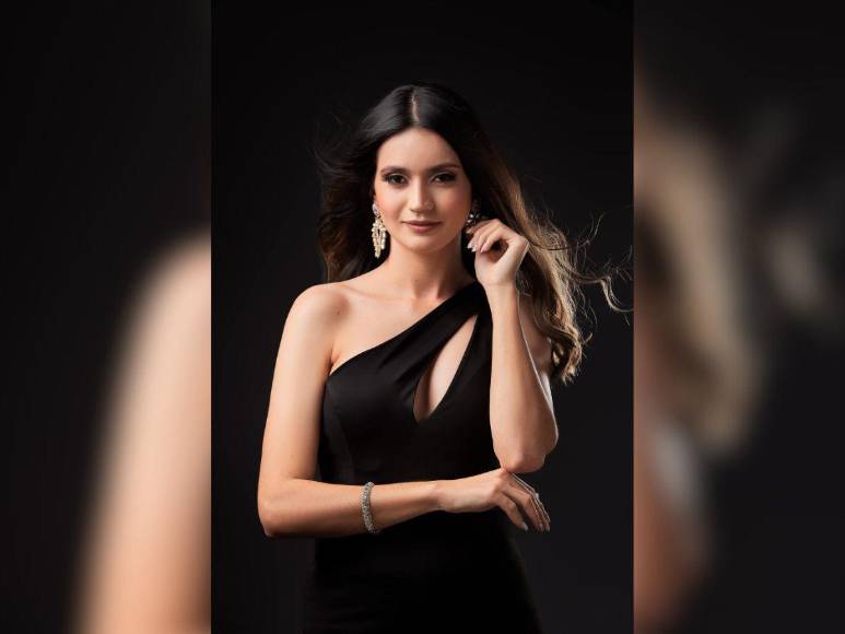 Digna Mejía, candidata con discapacidad auditiva, se corona reina de la Feria Agostina de Santa Rosa de Copán 2023