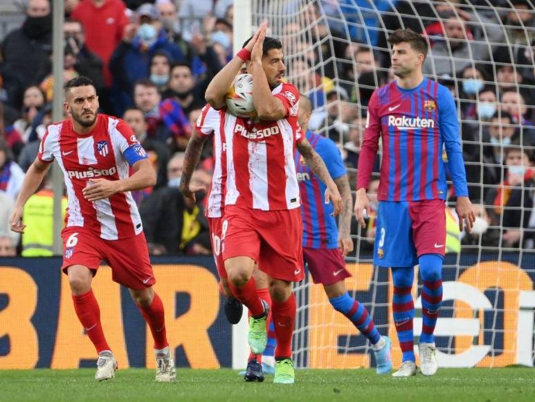 En imágenes: Locura azulgrana y decepción colchonera, así se vivió el Barça-Atleti