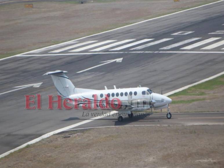 Fotos de la aeronave de la DEA que extraditó a JOH a EEUU