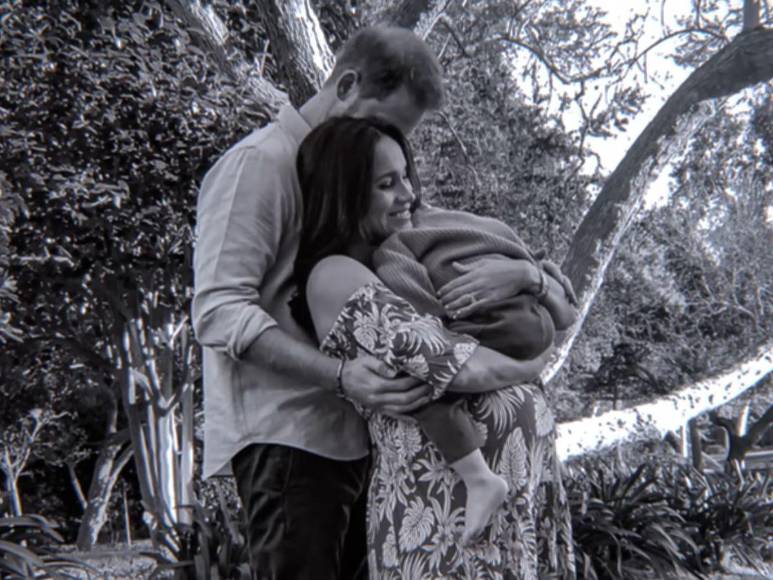 Las fotos familiares que Meghan Markle y el príncipe Harry compartieron en su documental de Netflix
