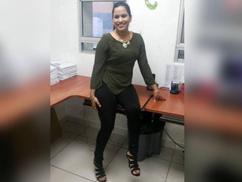 Cerca de su casa y frente a su hijo: Lo que se sabe del crimen contra emprendedora en La Lima, Cortés