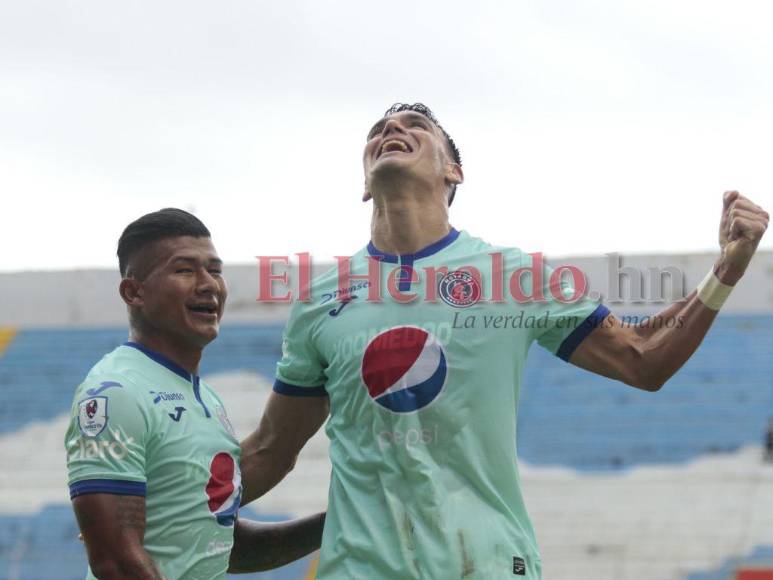 Emociones, trámite parejo y sufrimiento en la banca: Así se vivió el empate entre Real España y Motagua