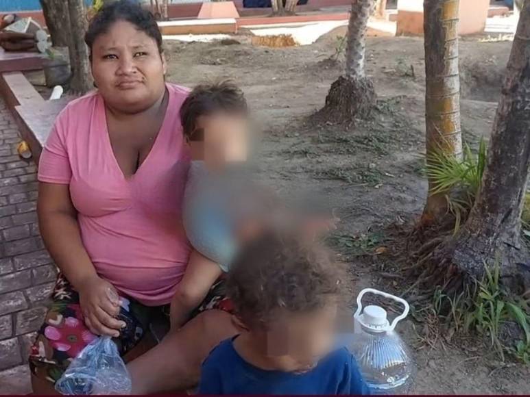 En deslave muere familia en Roatán; sobrevive bebé de 2 años