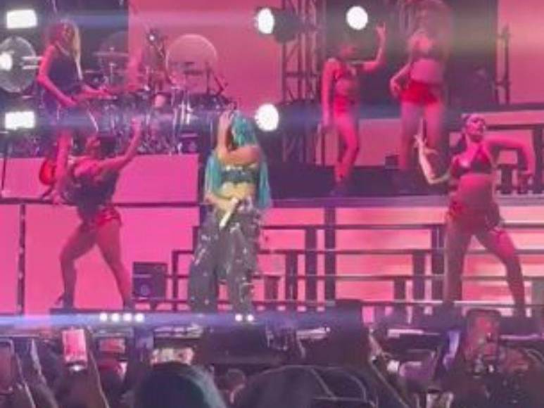 Así se vivió el concierto de Karol G en Tegucigalpa