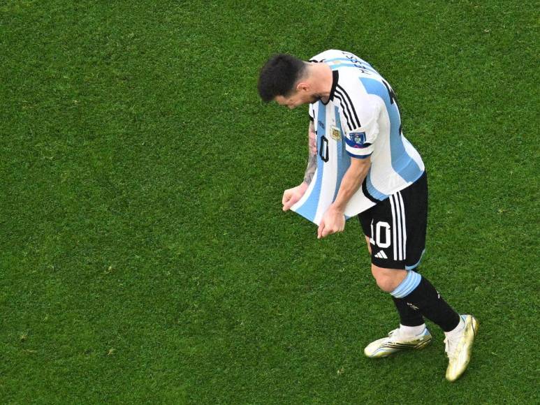 Desconcierto albiceleste y sorpresa árabe: La derrota de Argentina en imágenes