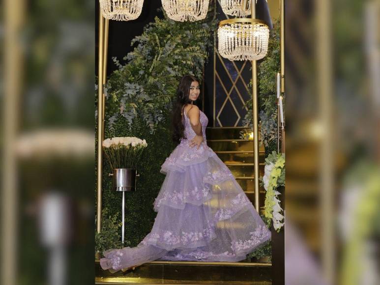 Prom Night 2024 de la Elvel School, un festejo fundido en amor y glamour