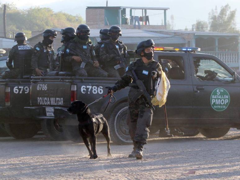 Imágenes de los intensos operativos militares durante el toque de queda en Honduras