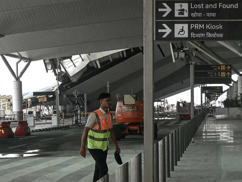 Un muerto y varios heridos tras derrumbarse techo en aeropuerto de India por lluvias