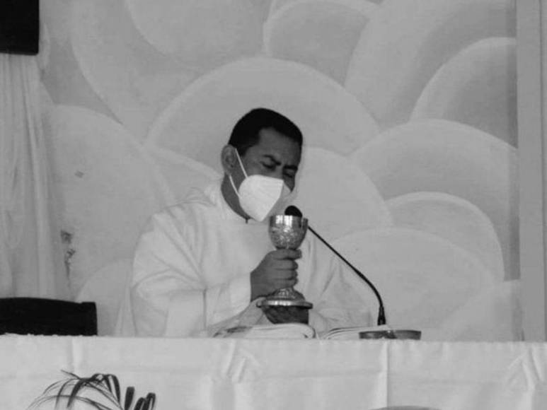 Consternación por la muerte del padre Enrique Vásquez Cálix
