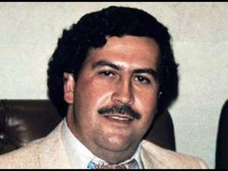 Desde su forma de vestir a sus absurdas prácticas diarias: Las excentricidades de Pablo Escobar