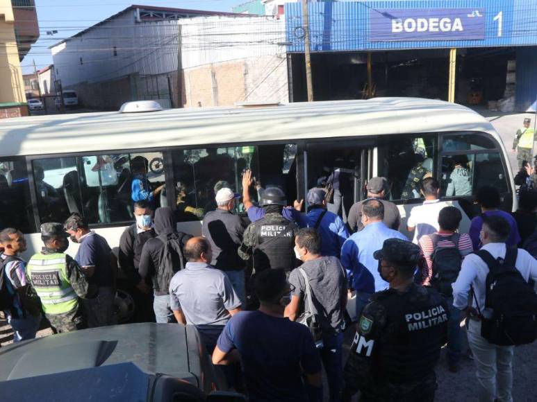Imágenes de los intensos operativos militares durante el toque de queda en Honduras