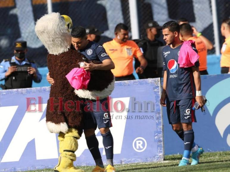 Entradas fuertes, goles y una triste despedida se vivió en el Motagua-Platense (Fotos)