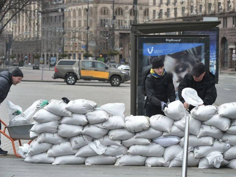 Así se prepara Kiev para defenderse de los ataques rusos