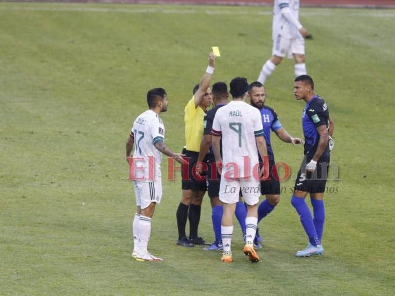 Tristeza catracha y celebración azteca: Las imágenes del triunfo de México ante Honduras