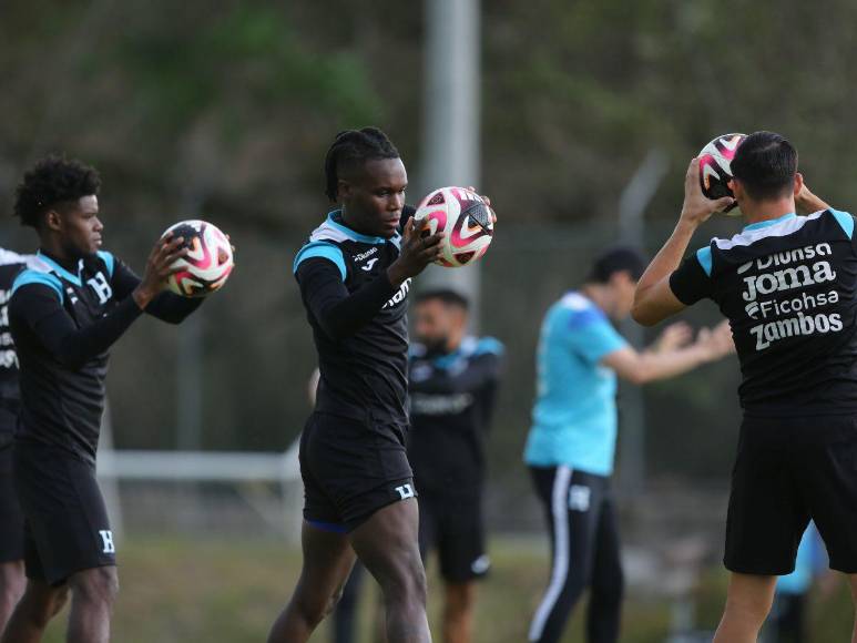 Armonía y arduo trabajo en entrenamiento de Honduras previo a duelo con Cuba