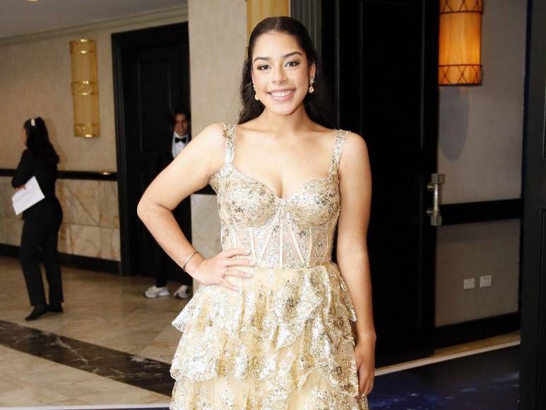 Prom Night 2024 de DelCampo School, aúna júbilo y sobriedad