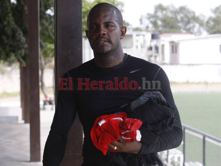 Exgoleador en Honduras, comentarista y youtuber: La vida de Luciano Emilio tras dejar el fútbol
