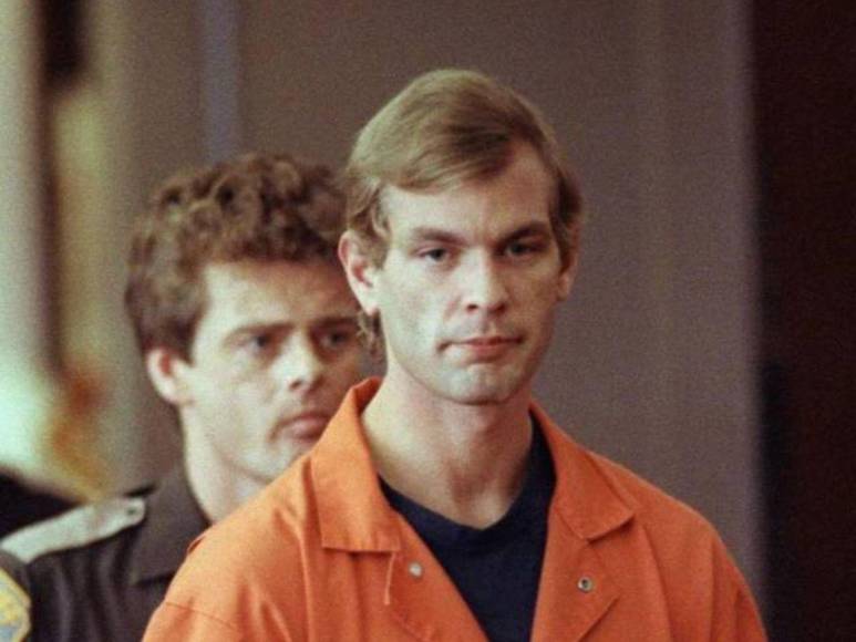 Jeffrey Dahmer y otros macabros asesinos en serie de la historia