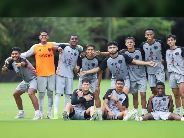 Con figuras legendarias y el sello de Elis: el inicio de Panteras FC