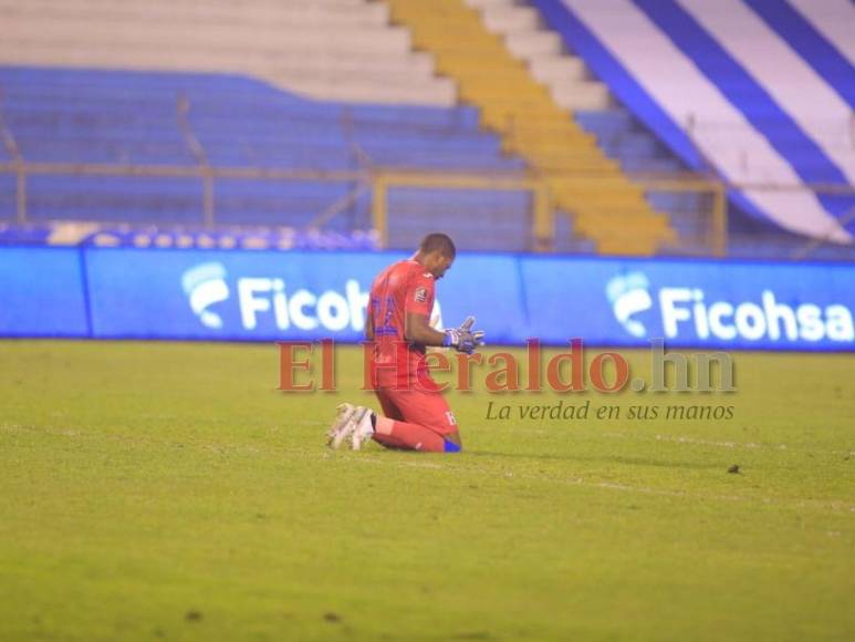 Tristeza catracha y celebración azteca: Las imágenes del triunfo de México ante Honduras