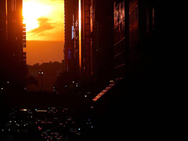 ¿Qué es Manhattanhenge, el fenómeno solar que afecta Nueva York?