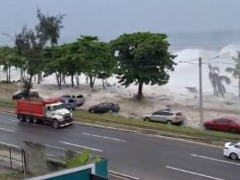 Huracán Bery deja daños y desolación en República Dominicana y el Caribe