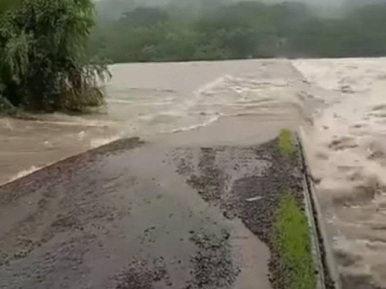 Comunidades incomunicadas, pérdidas y evacuaciones: el saldo de las lluvias en Honduras