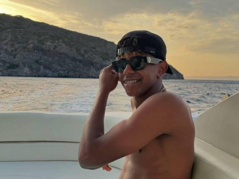 Lamine Yamal rompe el silencio y aclara qué tipo de relación tiene con Álex Padilla