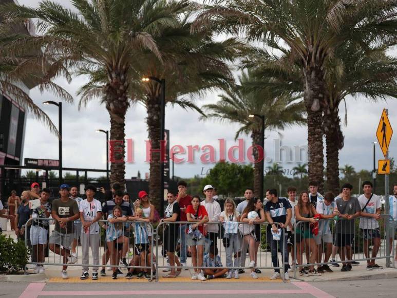 Locura por Messi: Así se vivió el entrenamiento de Argentina en Miami