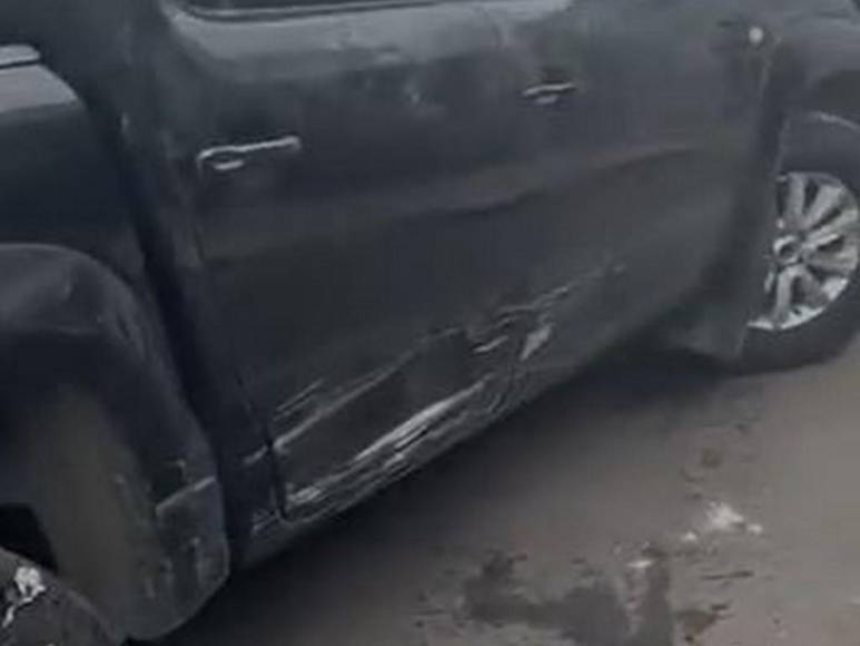 Con múltiples impactos de bala, sin placas y con golpes de colisión: El amarok decomisado tras masacre de cuatro jóvenes