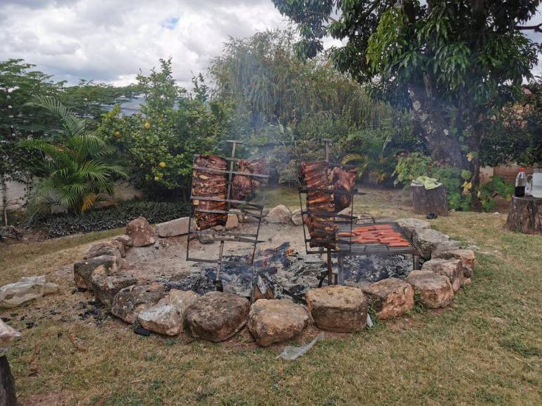 Así disfrutó la comunidad argentina en Honduras el decisivo partido contra México en el Mundial de Qatar 2022