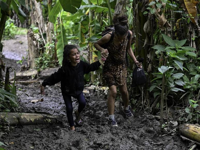 “Gente de mi edad y más jovencita se va a ir, me voy”: venezolanos tras reelección de Maduro