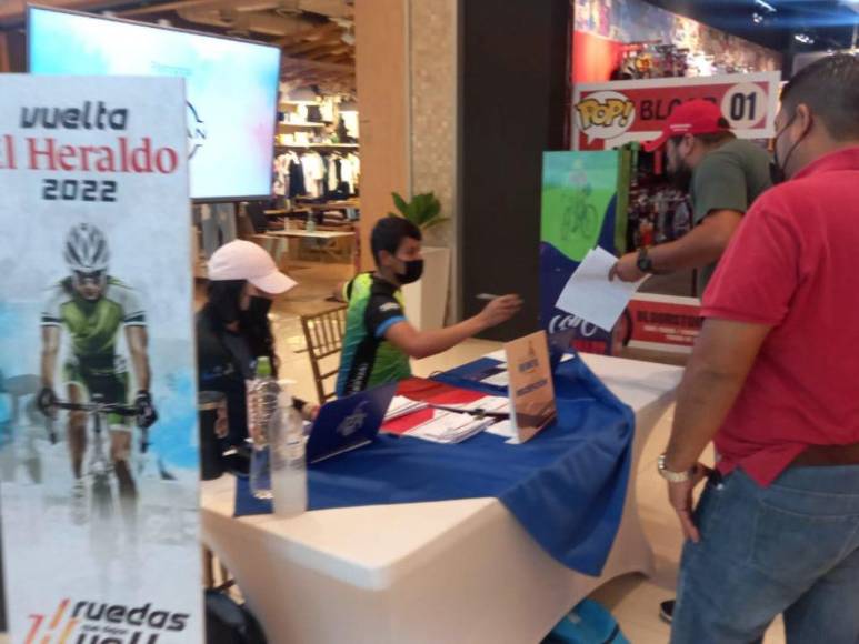 Así se desarrolló entrega de Kits para la Vuelta Ciclística Infantil de EL HERALDO 2022