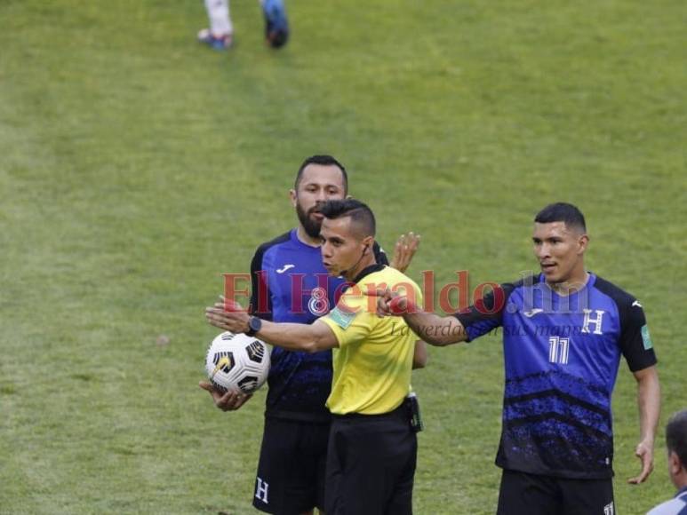 Tristeza catracha y celebración azteca: Las imágenes del triunfo de México ante Honduras