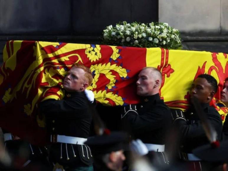 De la capilla al funeral: el programa del Palacio de Buckingham tras la muerte de Isabel II