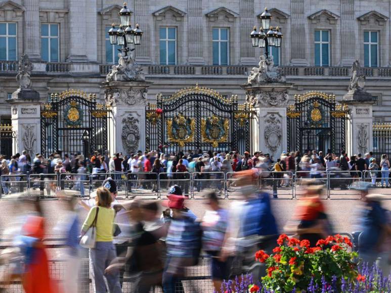 De la capilla al funeral: el programa del Palacio de Buckingham tras la muerte de Isabel II