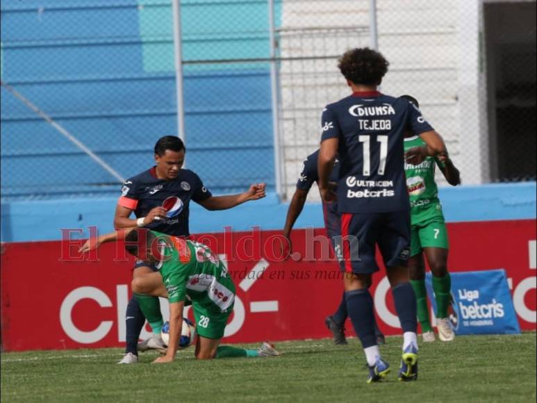 Entradas fuertes, goles y una triste despedida se vivió en el Motagua-Platense (Fotos)