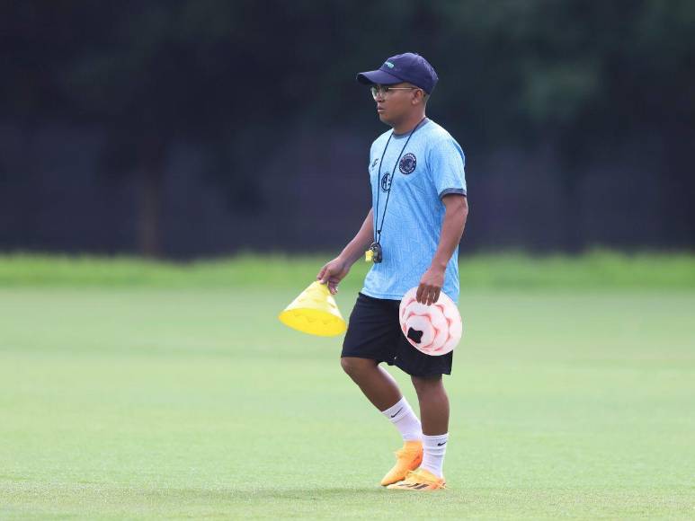 Con figuras legendarias y el sello de Elis: el inicio de Panteras FC