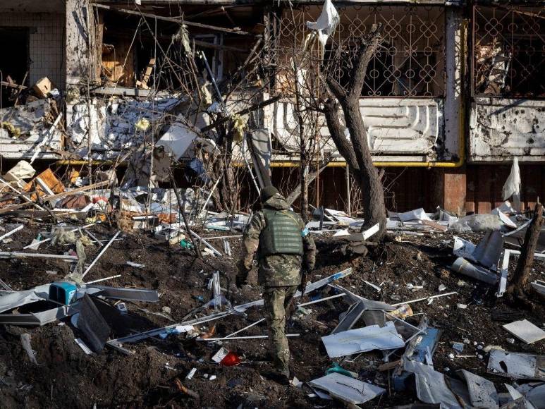 Incendios, destrucción y drama: Las imágenes de Kiev tras los bombardeos rusos